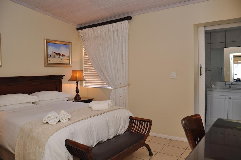 Whispering Whale Hotell Jacobs Bay Rum bild